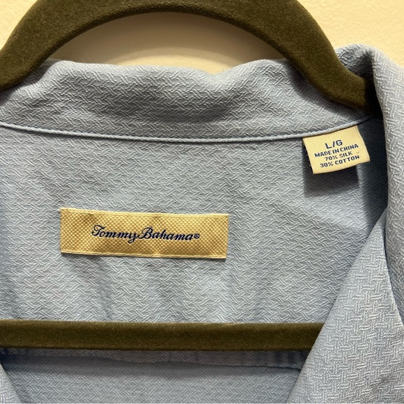Tommy Bahama Silk Blend Button Down Shirt Large - Picture 3 of 3